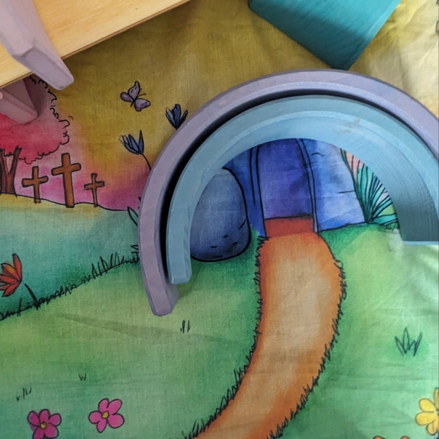 Easter Storytelling Scarf | Open - Ended Sensory Play Cloth for Imaginative Play - Storytime Scarves